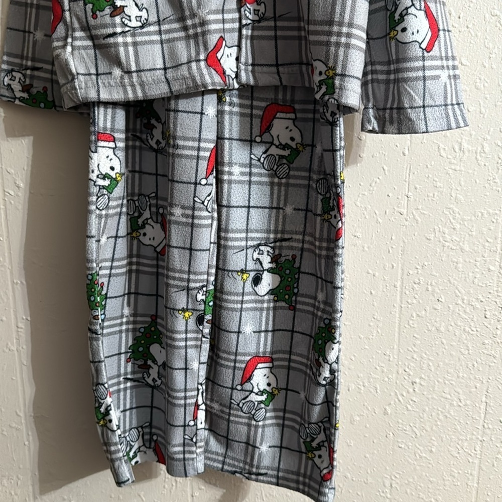 Pajama Set - Picture 3 of 9
